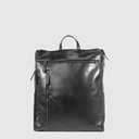 Leather backpack with laptop compartment – ??H.U.N.T