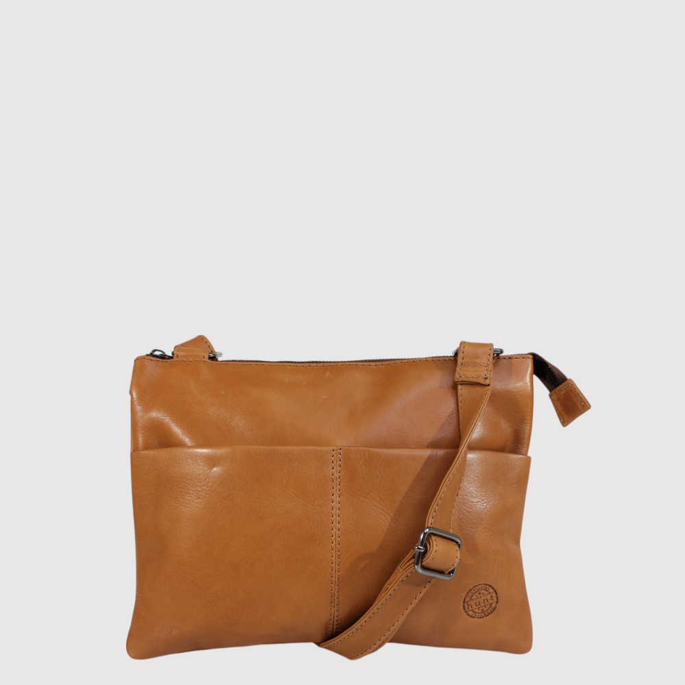Two-compartment leather shoulder bag – H.U.N.T